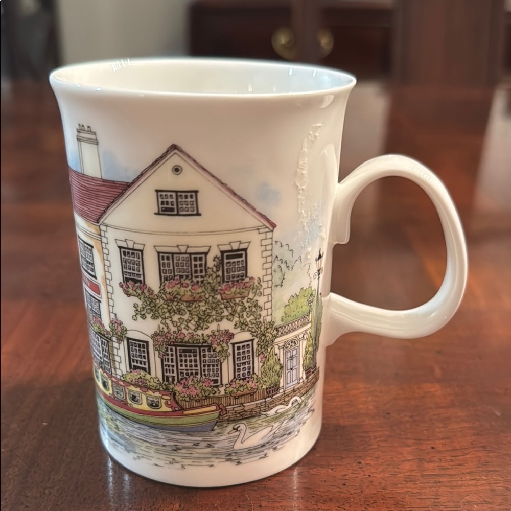 Dunoon Fine Bone China Scotland Village Inn Designed by Sue Scullard Mug Cup